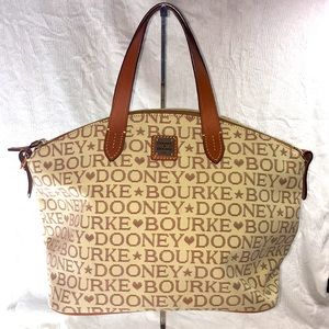 Dooney & Bourke Embroidered Satchel Handbag NWOT⭐️
